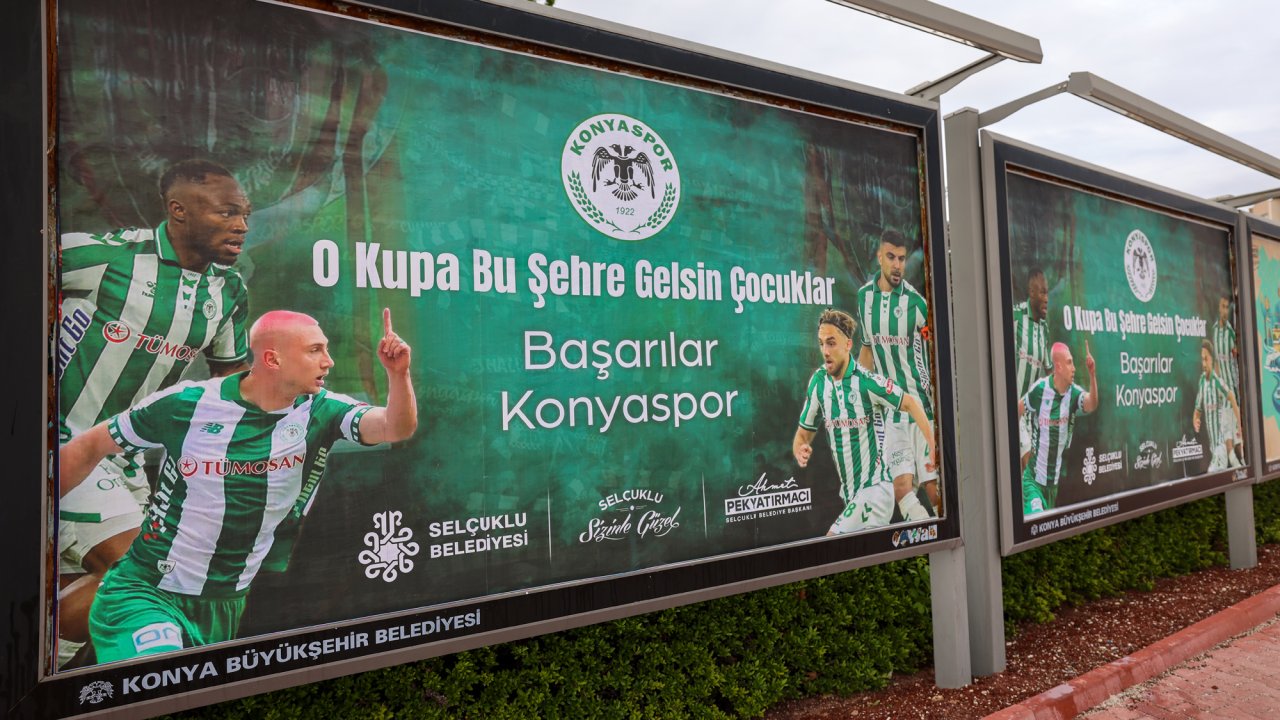 Selçuklu'nun sembol mekanları yeşil beyazla donatıldı