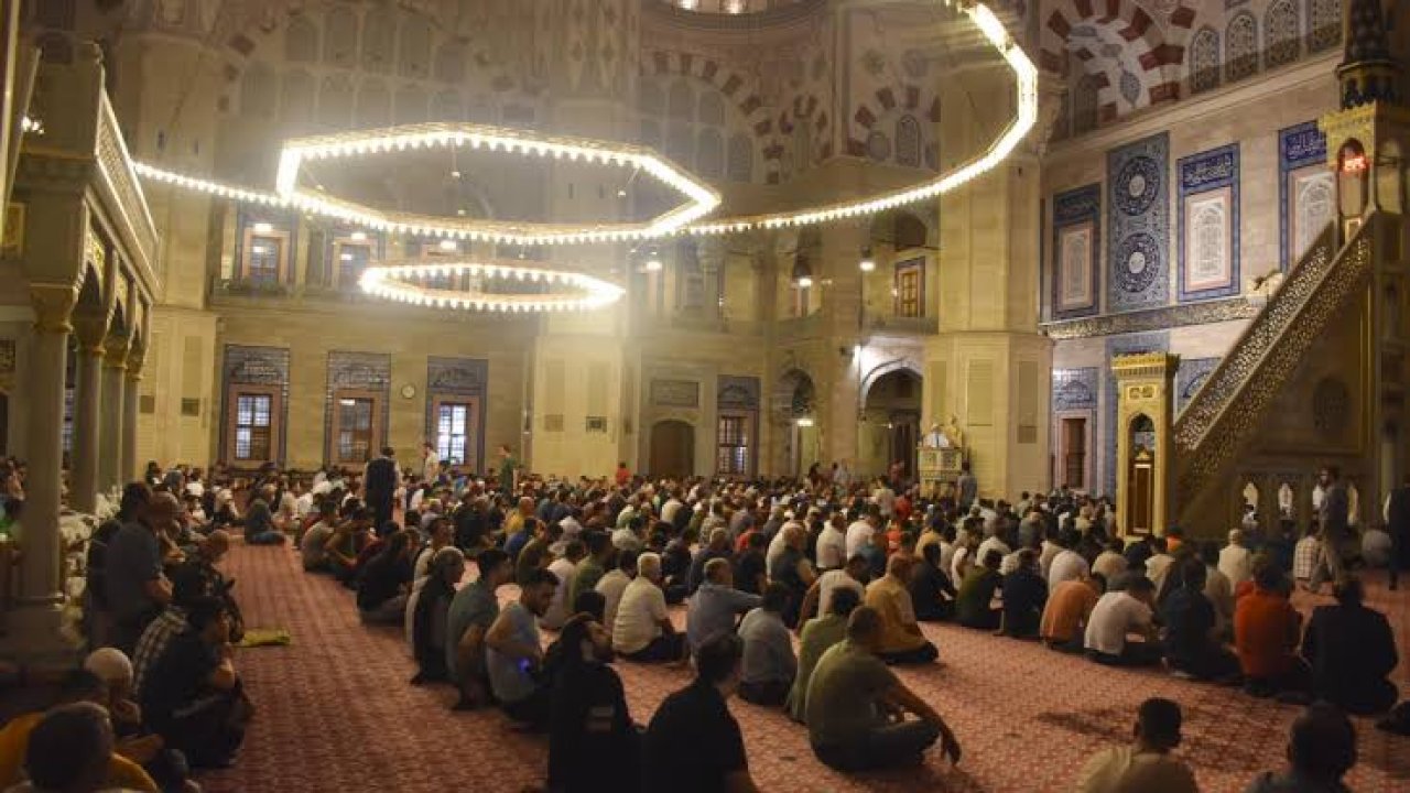 Arefe günü kılınacak namazlar nelerdir? İşte ibadetle değerlendirilecek en faziletli ameller