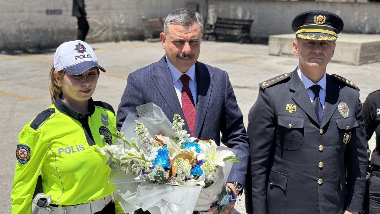 Bakan Çiftçi, Konya'da emniyet ve jandarma personeliyle bayramlaştı
