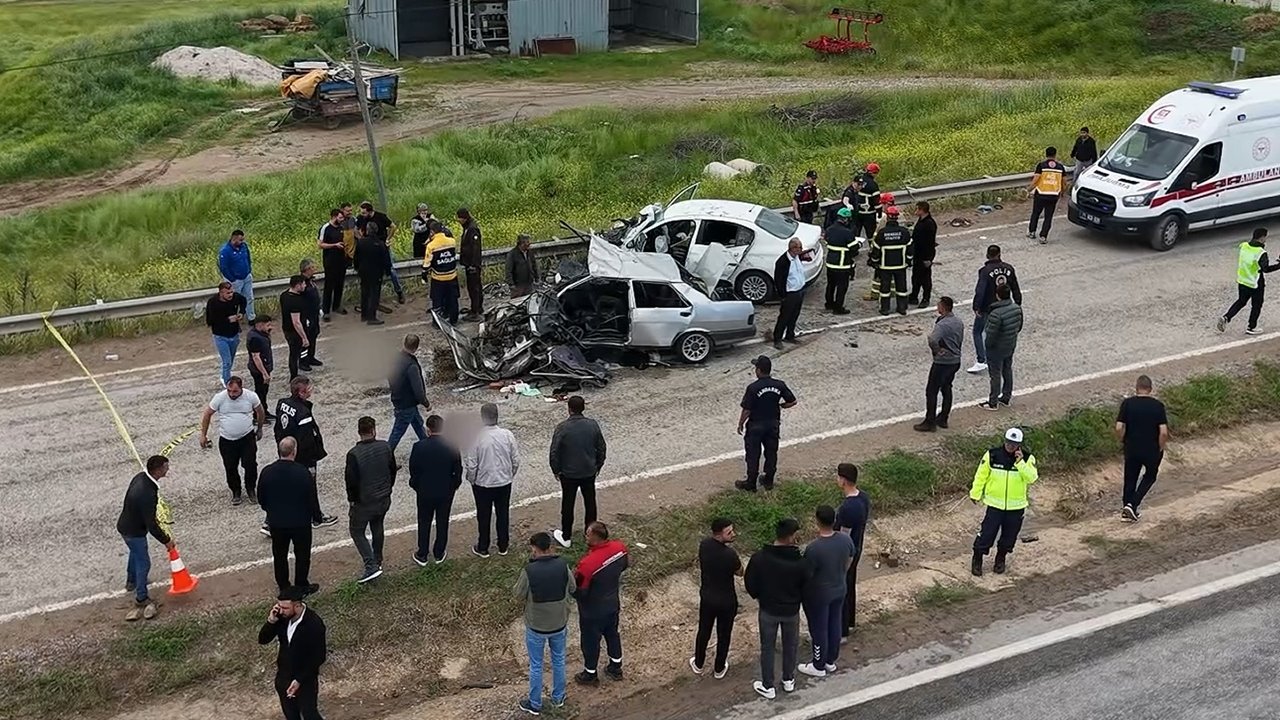 Takla attı, karşı şeritteki araca çarptı! Bir aile kazada yok oldu