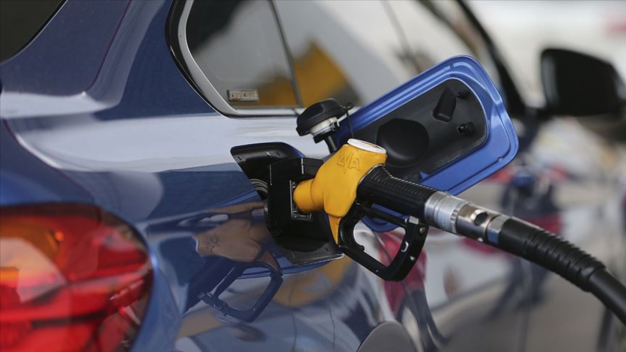 Akaryakıtta tarihi indirim kapıda! Motorin ve benzinde fiyatlar sert düşecek