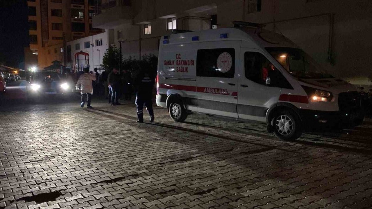 Cani koca,  çocuğunun önünde karısını öldürdü!
