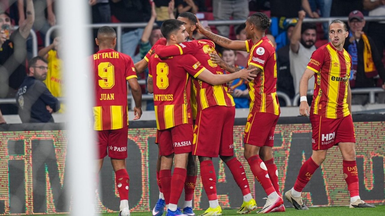 Göztepe'de yaprak dökümü başladı