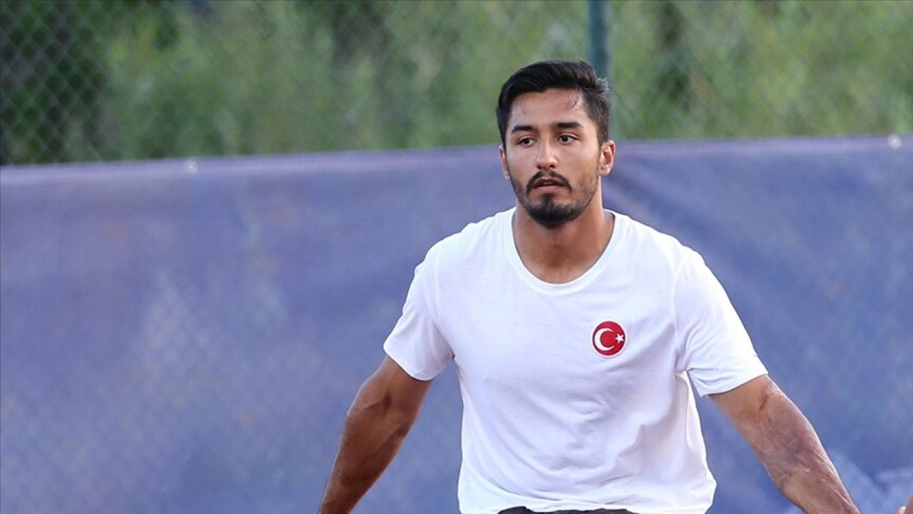Milli tenisçi Ahmet Kaplan Fransa'da coştu