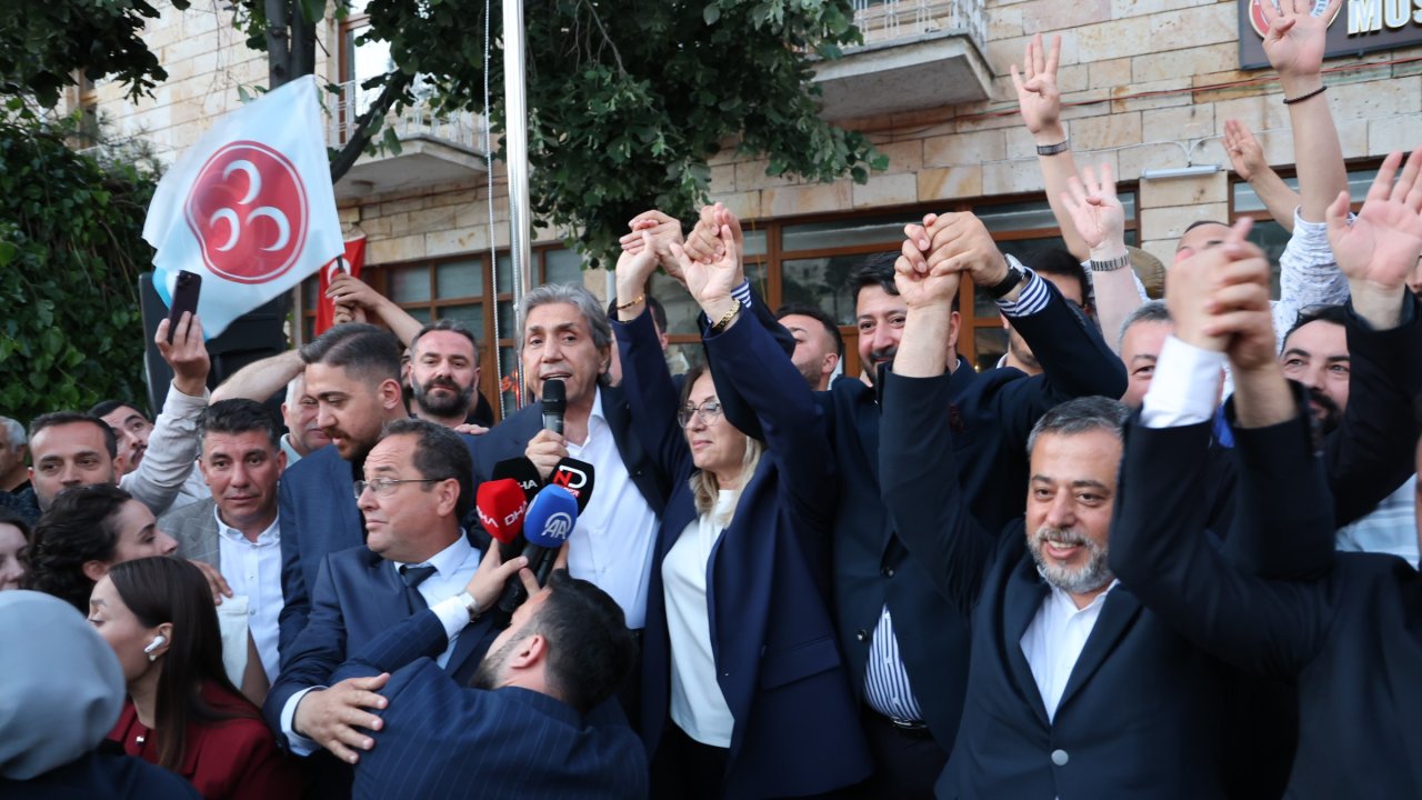 Ara seçimin kazananı AK Parti oldu