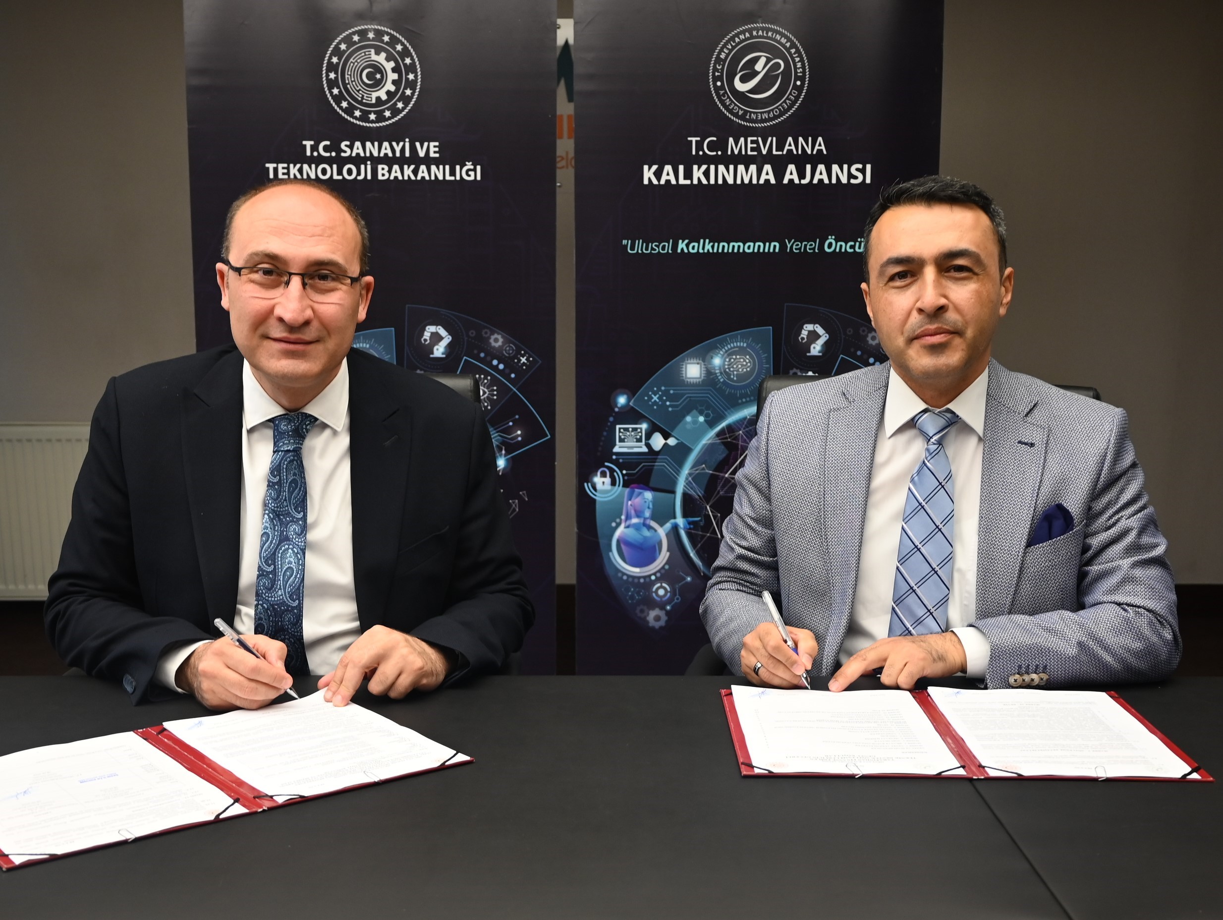 MEVKA ve BİK kadın gazeteciler için el sıkıştı