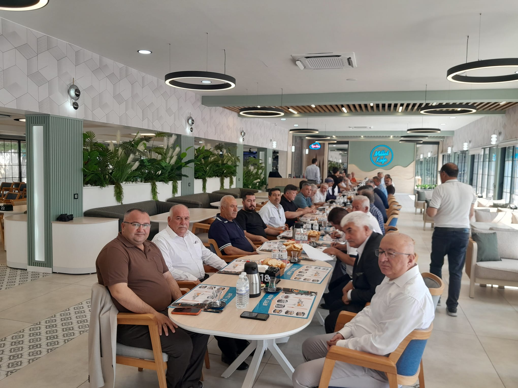 Karapınar’da muhtarlar kahvaltıda buluştu: İlçenin