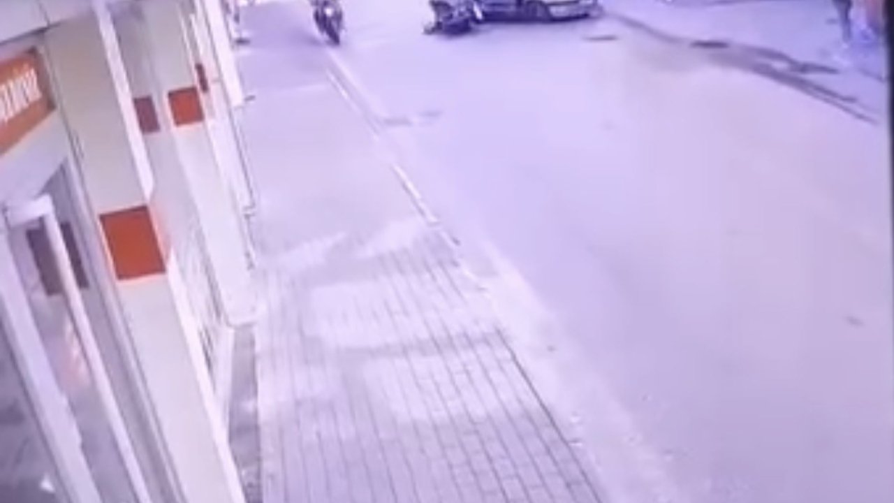Bursa’da ilginç kaza...Yapay zeka değil, gerçek kaza görüntüsü