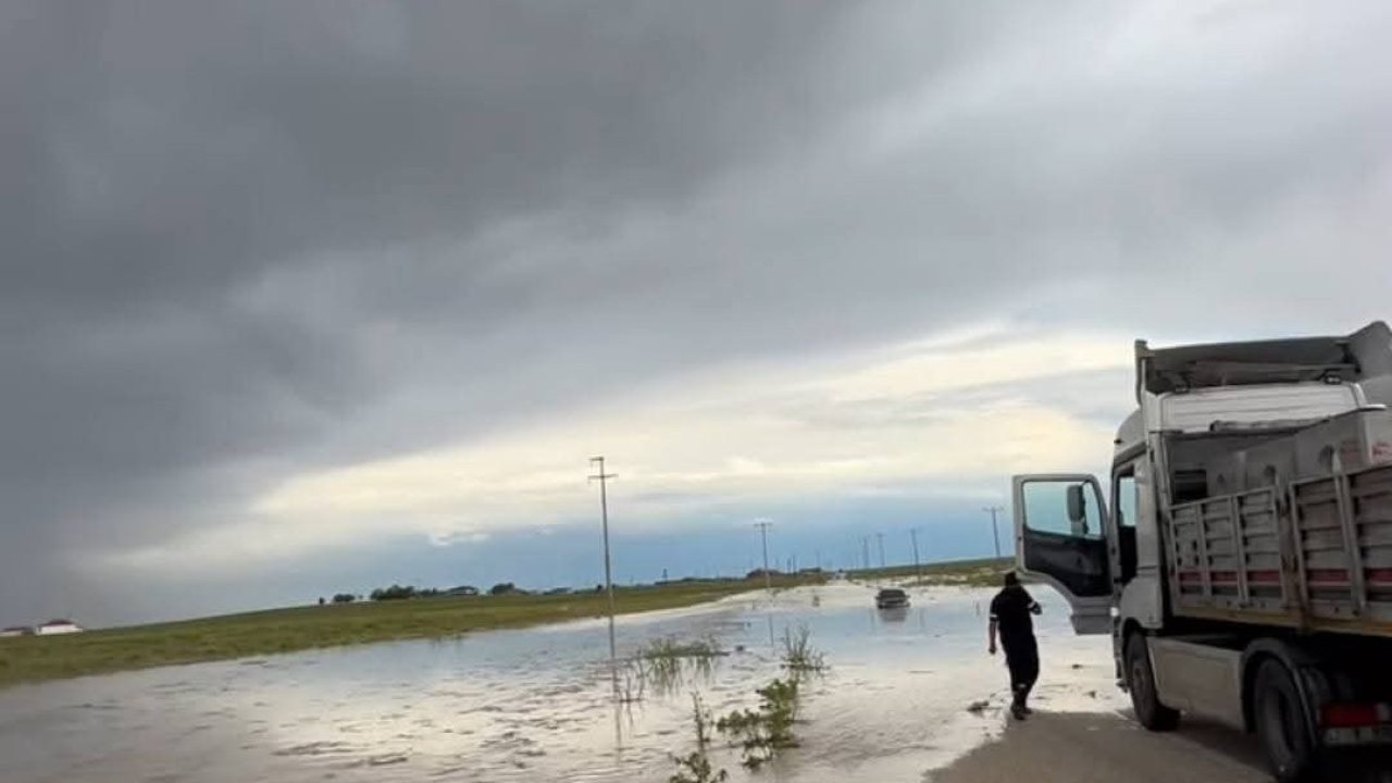 Konya’nın bir ilçesi daha şiddetli doludan nasibini aldı: Ne arpa kaldı ne buğday