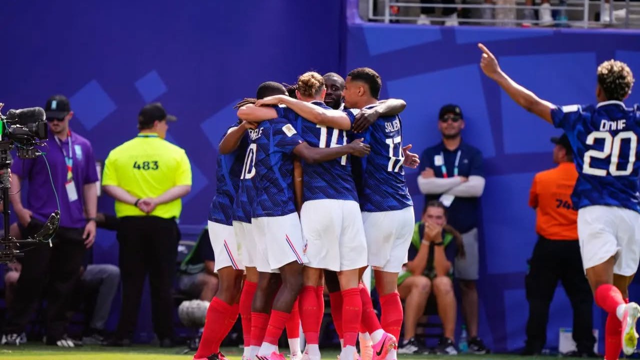 Fransa Senegal'e 3 attı, 3 aldı