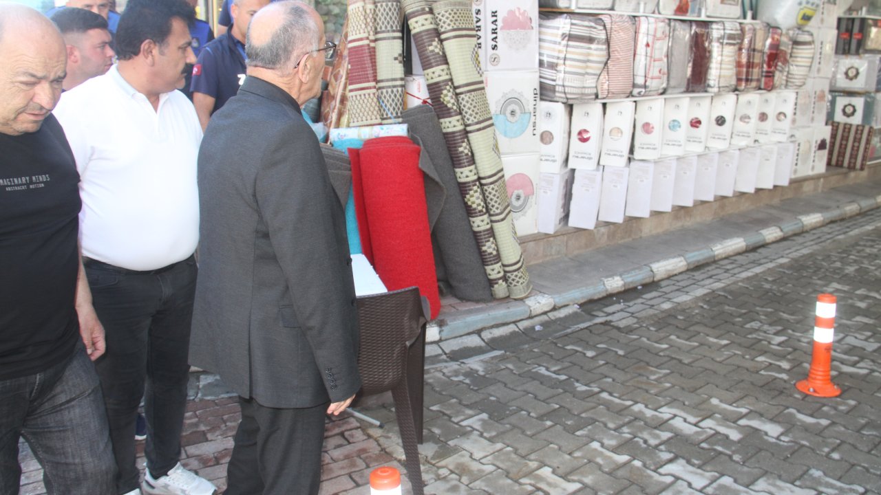 Beyşehir'de zabıtadan kaldırım işgali denetimi