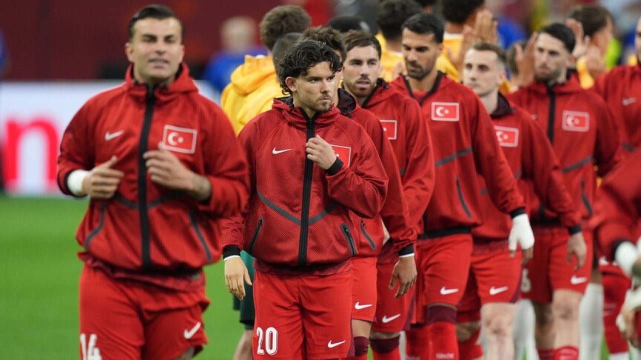 Türkiye-Paraguay ile ölüm kalım maçına çıkıyor