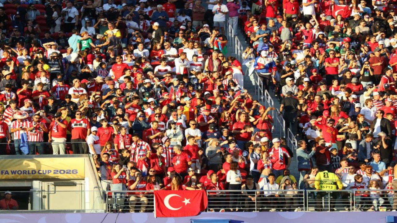 Milli taraftarlara yazık değil mi?