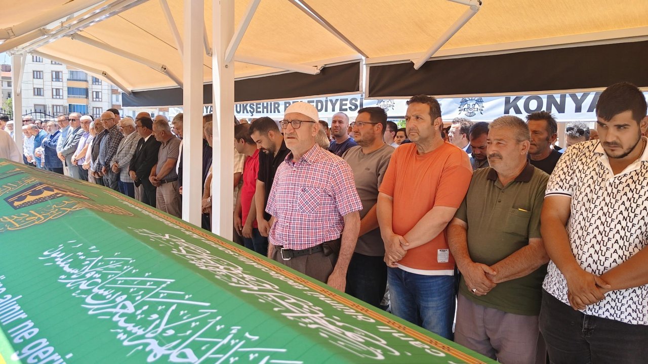 Ayşe Hançerli toprağa verildi