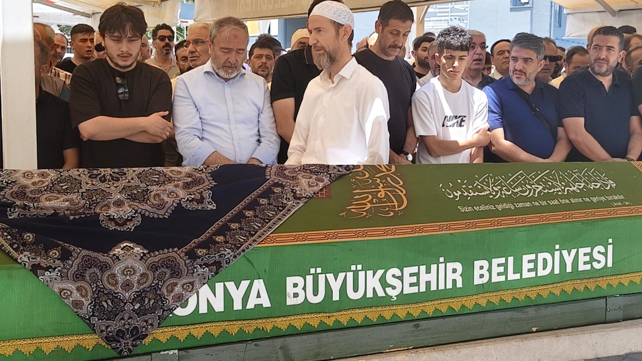 Ayşe Nokta toprağa verildi