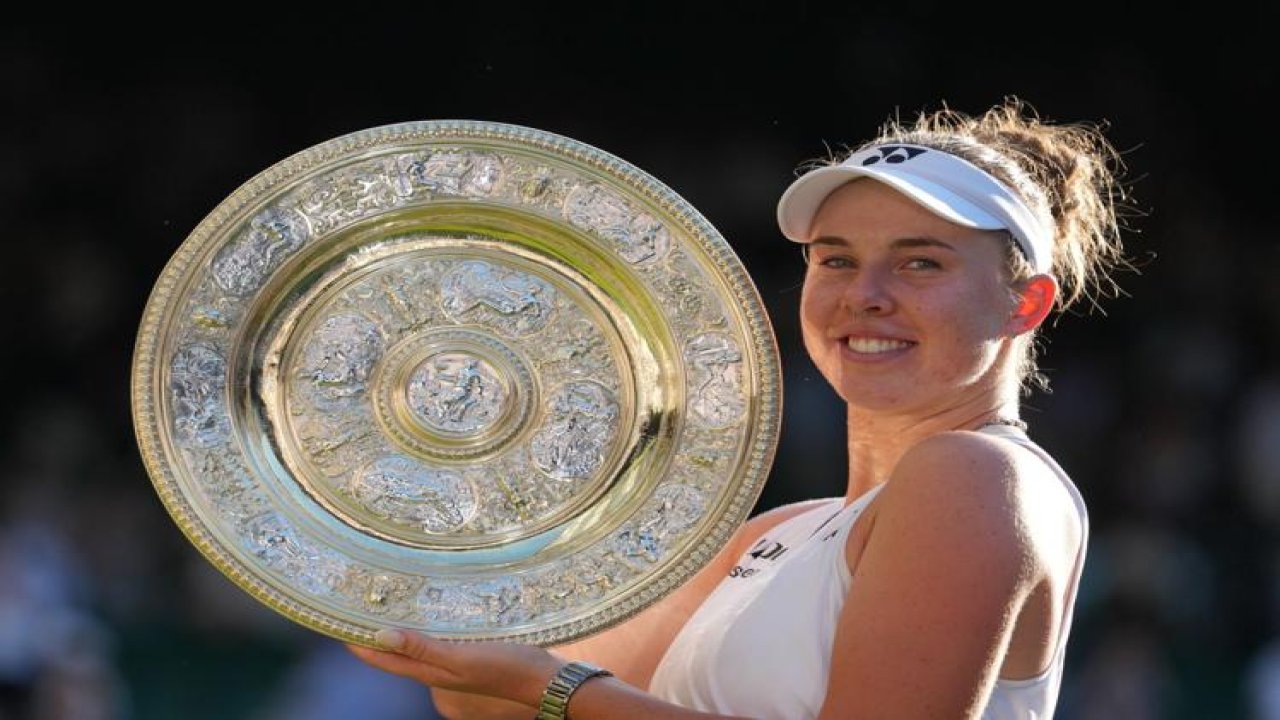 Linda Noskova şampiyon