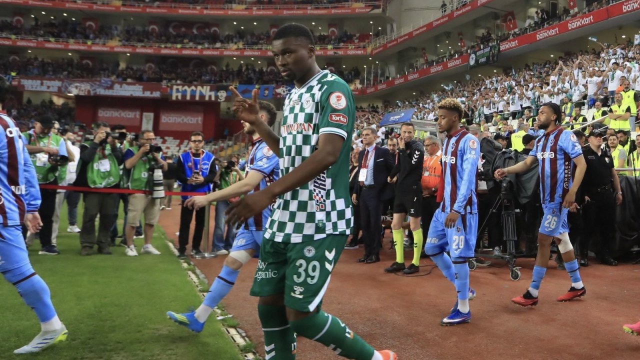 Konyaspor Nagalo’yu kaptırıyor