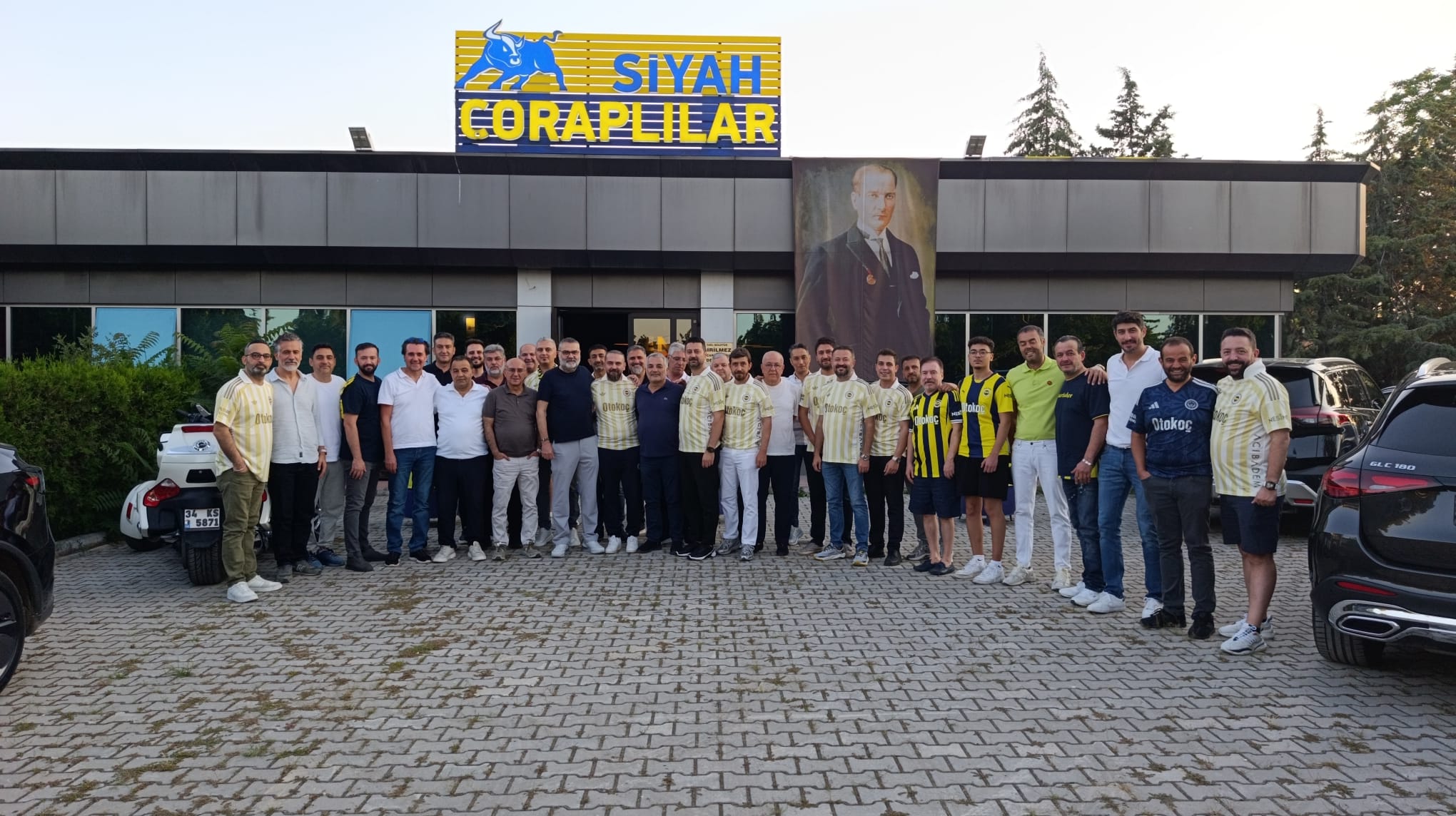 Siyah Çoraplılar Derneği'nde Semih Akköylü dönemi