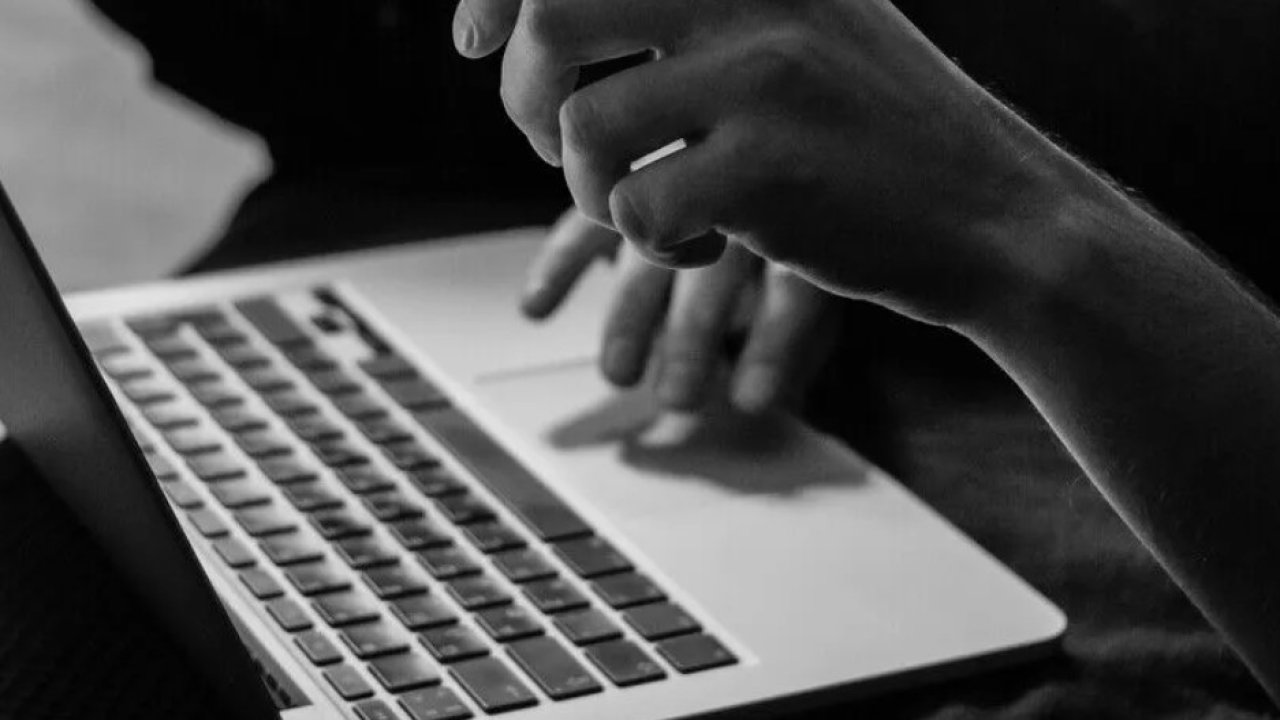 İnternet tarayıcılarına kaydedilen parolalar siber saldırılarda risk oluşturuyor
