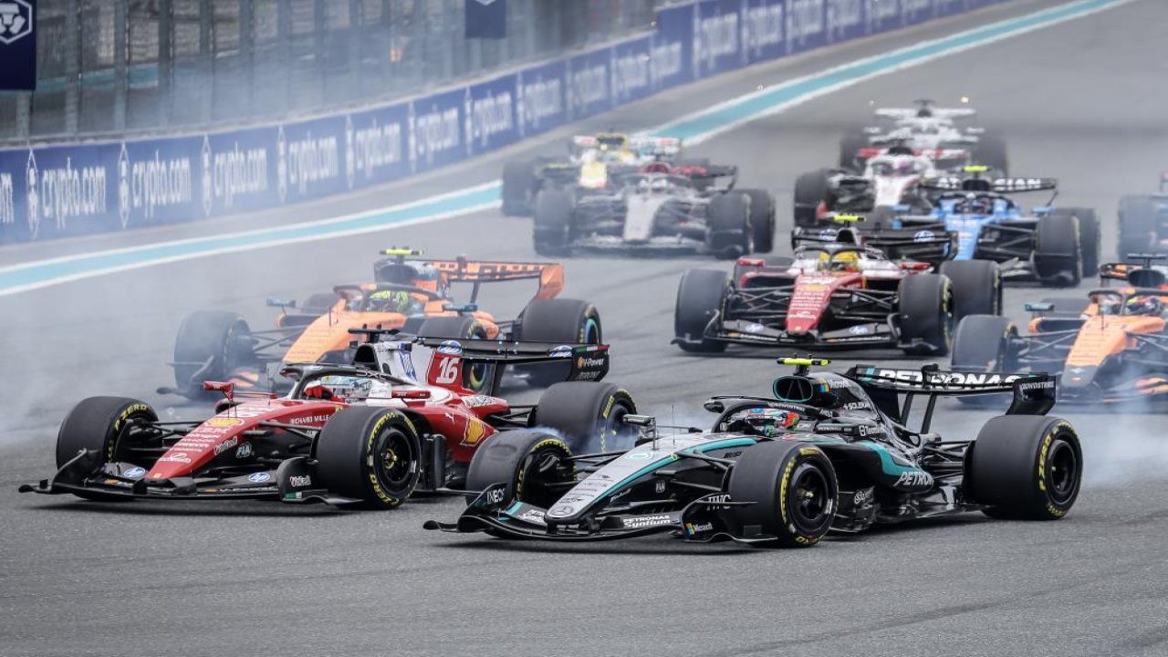 Formula 1'de Norris uçtu