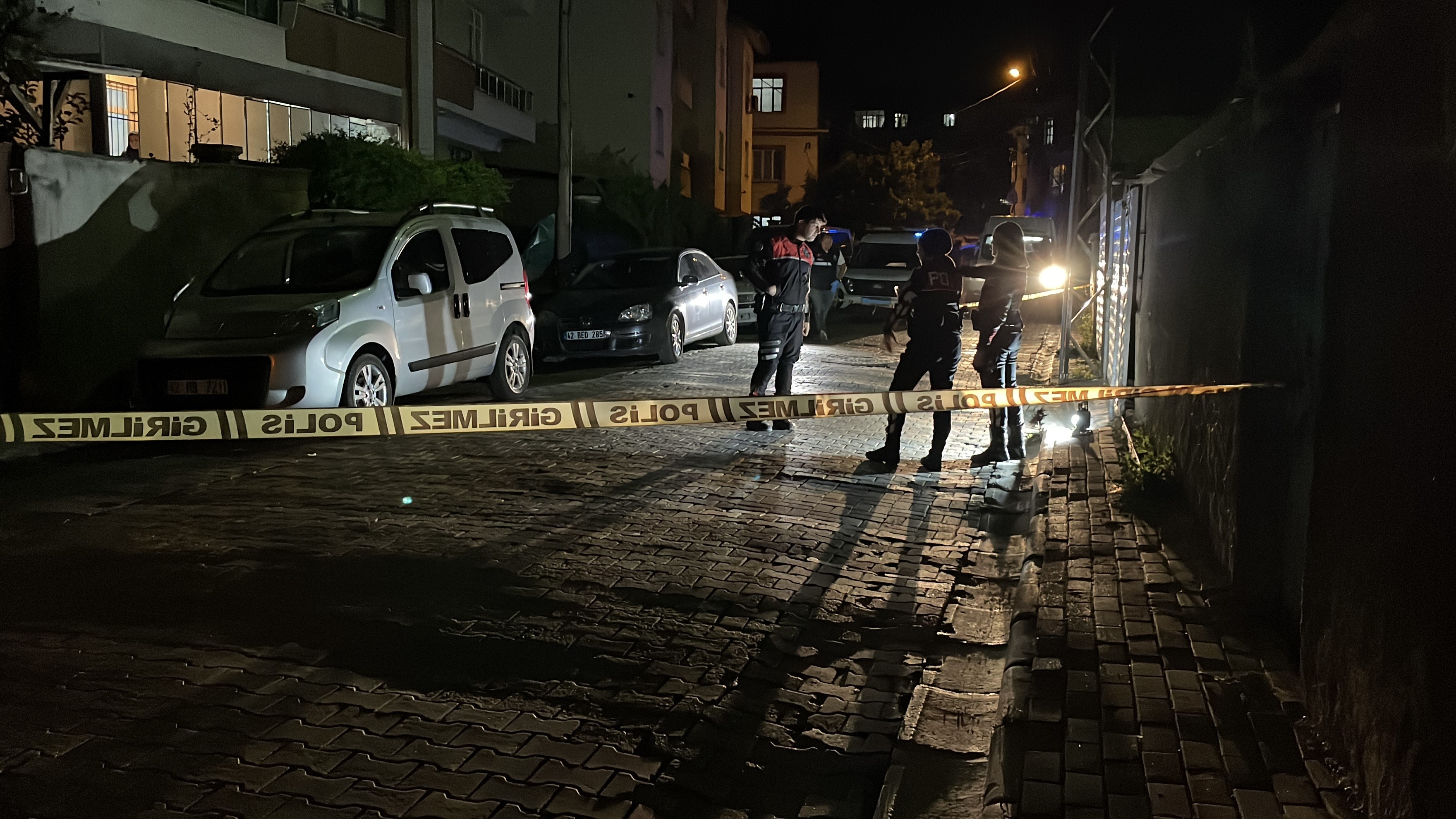 Konya'da sokaktaki tartışma kanlı bitti!