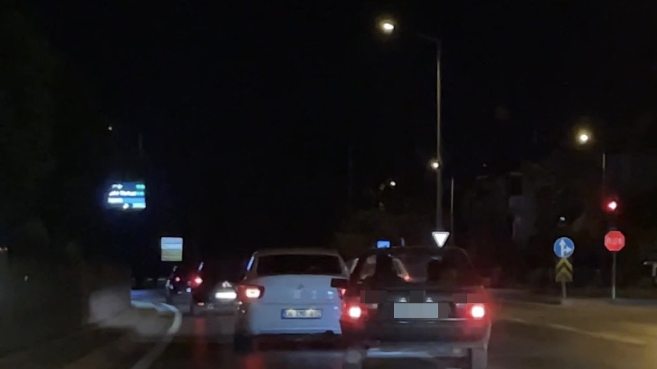 Konya'da maganda sürücü ortalığı karıştırdı! O anlar kamerada