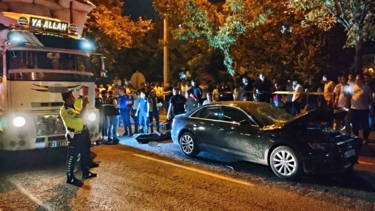 Yolun karşısına geçerken otomobilin çarptığı kadın hayatını kaybetti