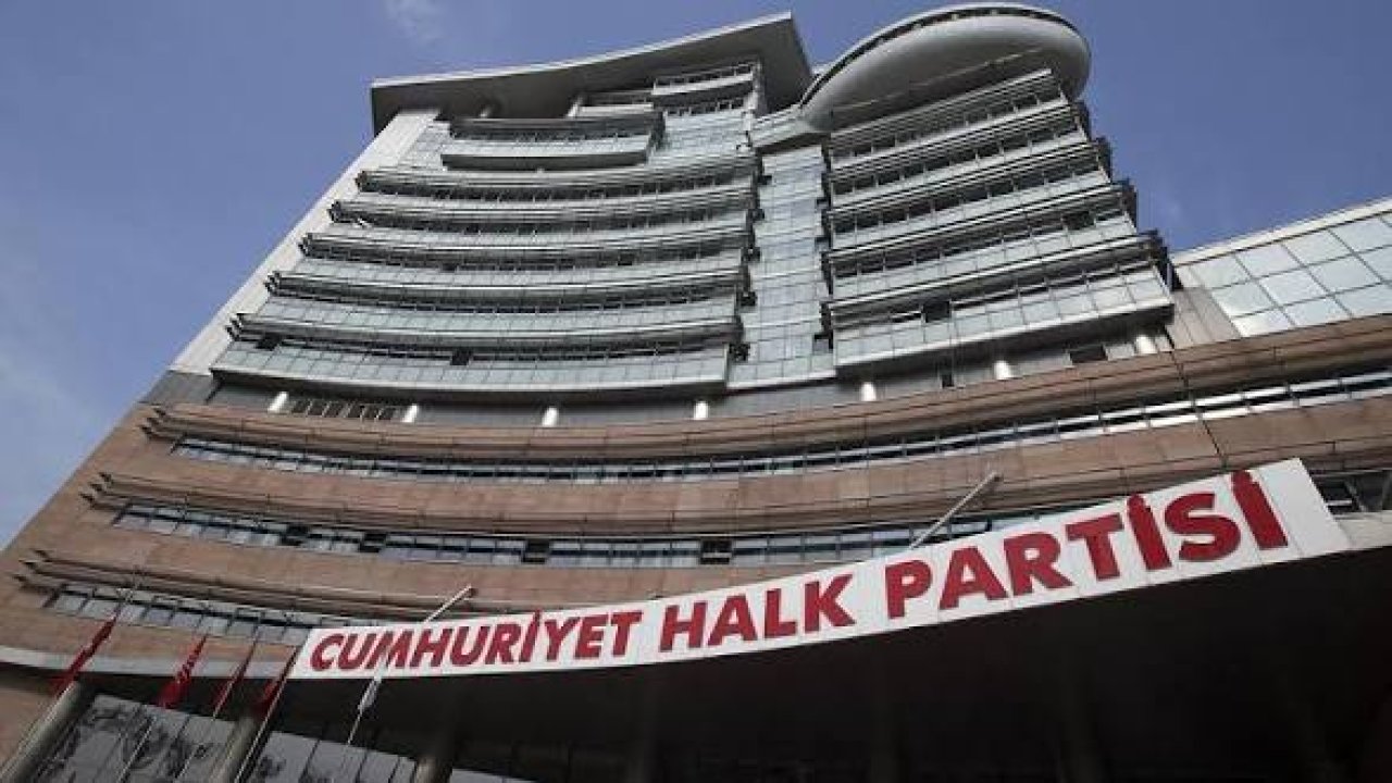 Zehir zemberek sözlerle CHP'den istifa etti