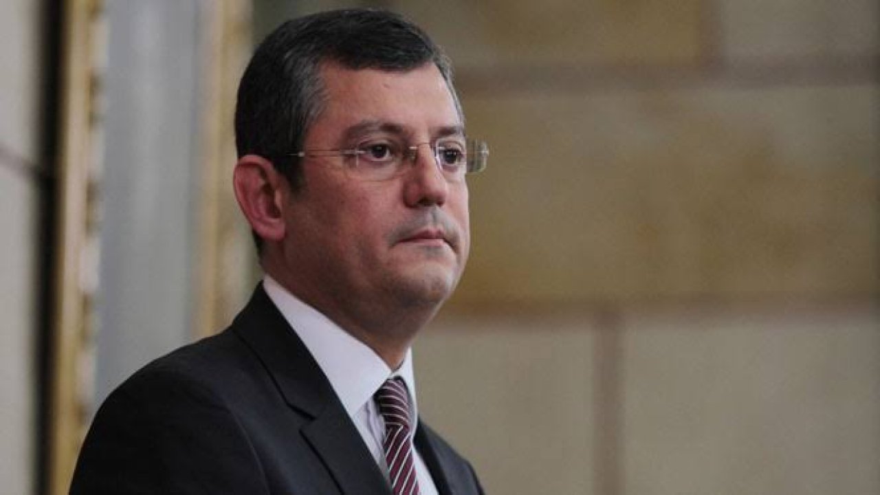 O isim ağlayarak Özgür Özel'e anlattı!