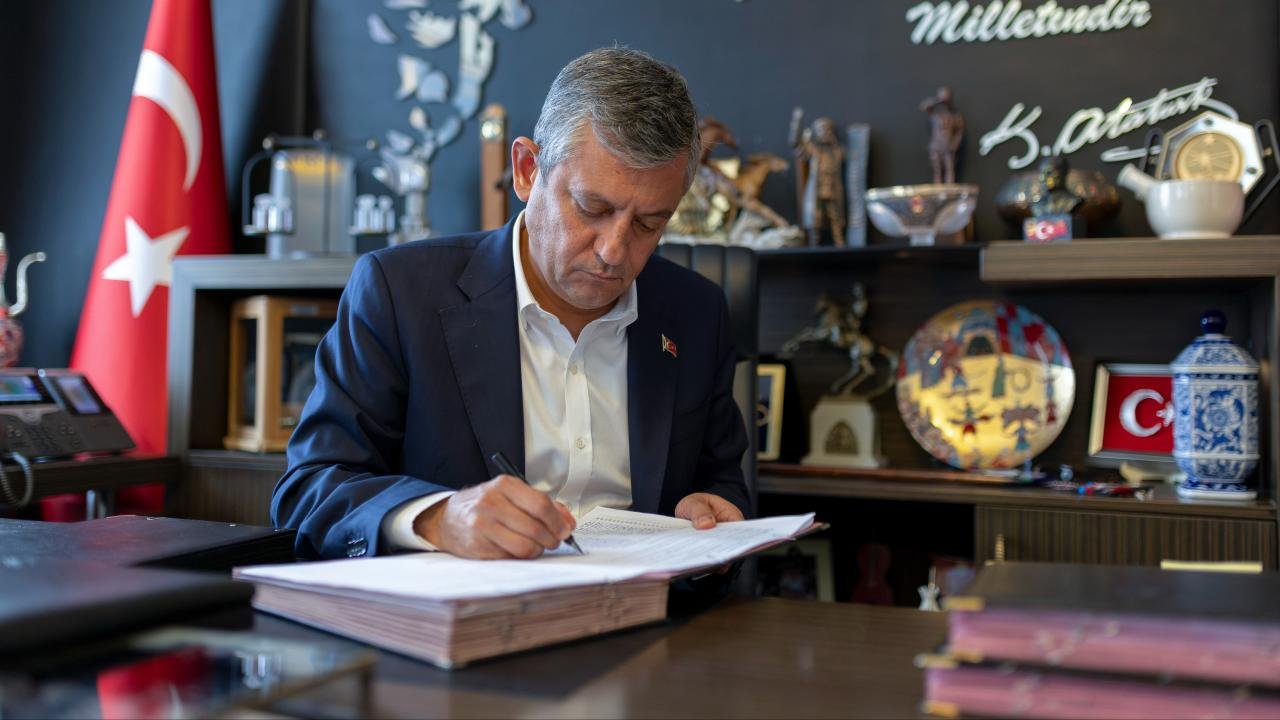Özgür Özel canlı yayında açıkladı! AK Parti ve CHP ilk kez aynı safta