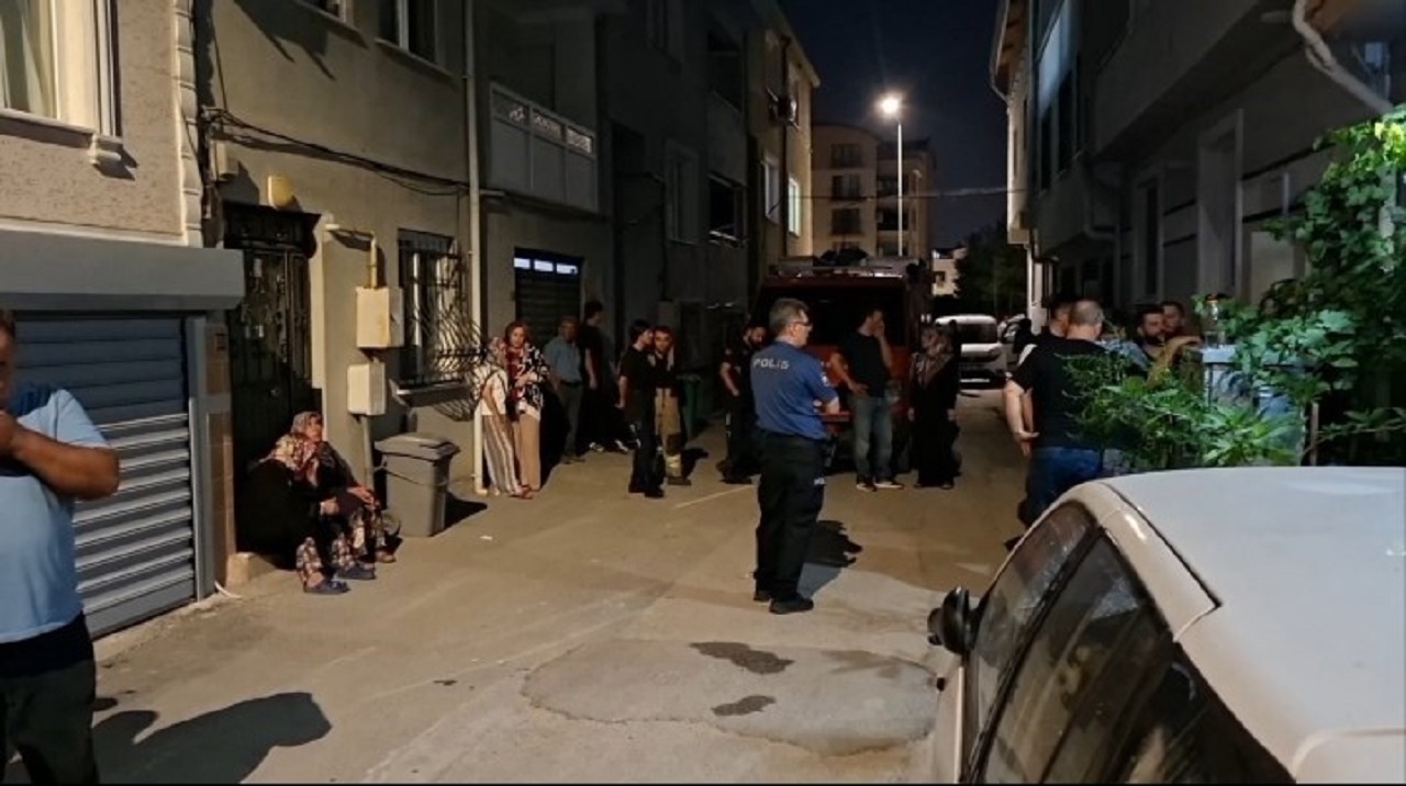 8 aylık hamile kadın 4. kattan düşerek hayatını kaybetti! Düşme sebebi yürekleri yaktı