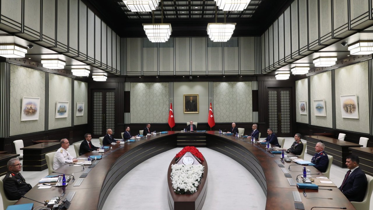 Kritik YAŞ zirvesi başladı! Komuta kademesi değişiyor