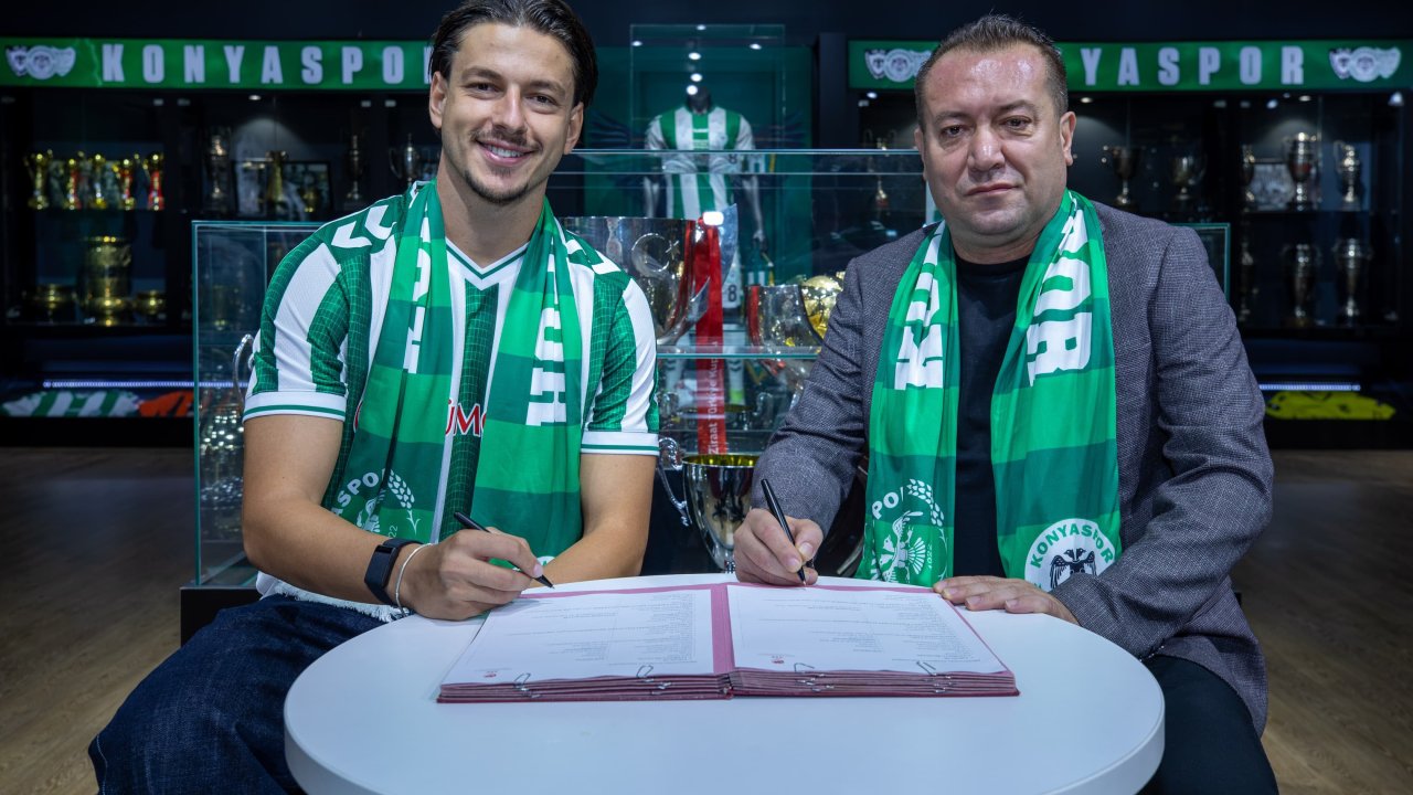 Enis Destan Konyaspor’a imzayı attı
