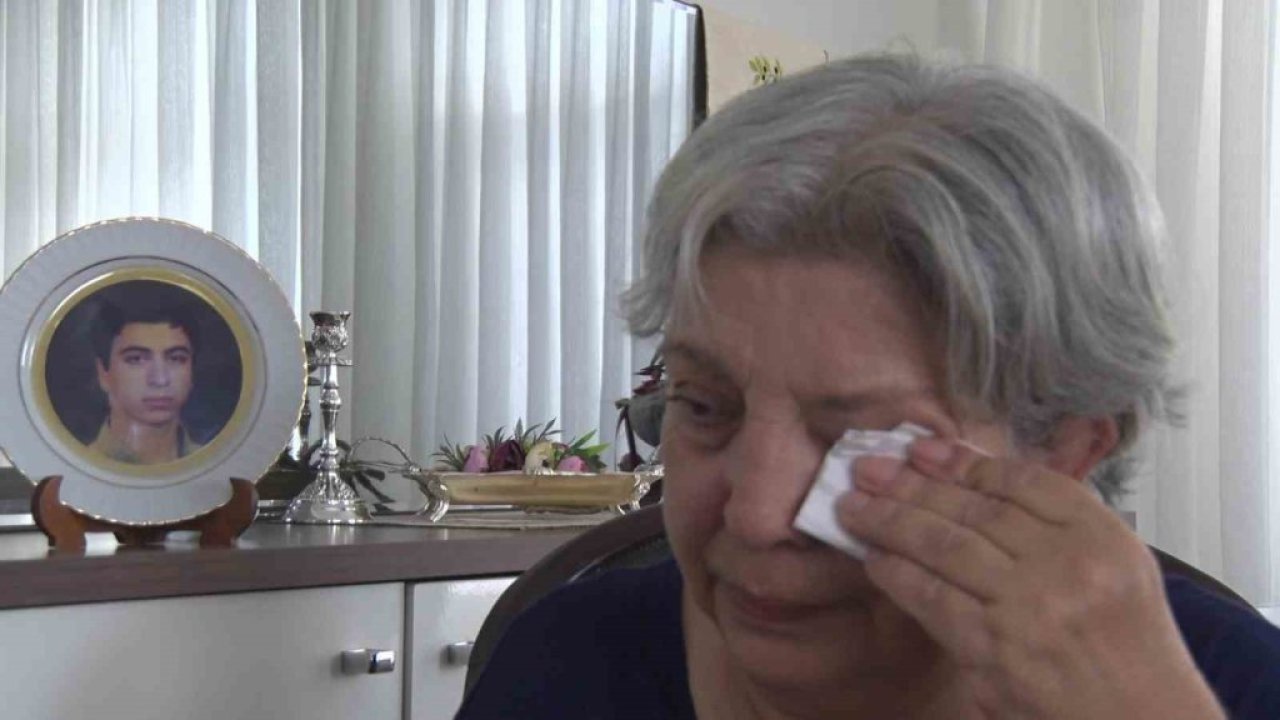 Acılı anne 18 mezar açtırdı, oğlunun cenazesine ulaştı