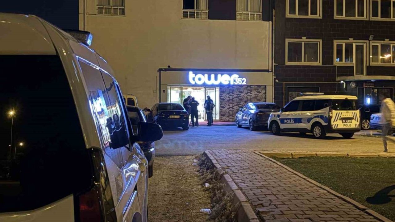 Sır olay! Cesedi rezidansta bulundu
