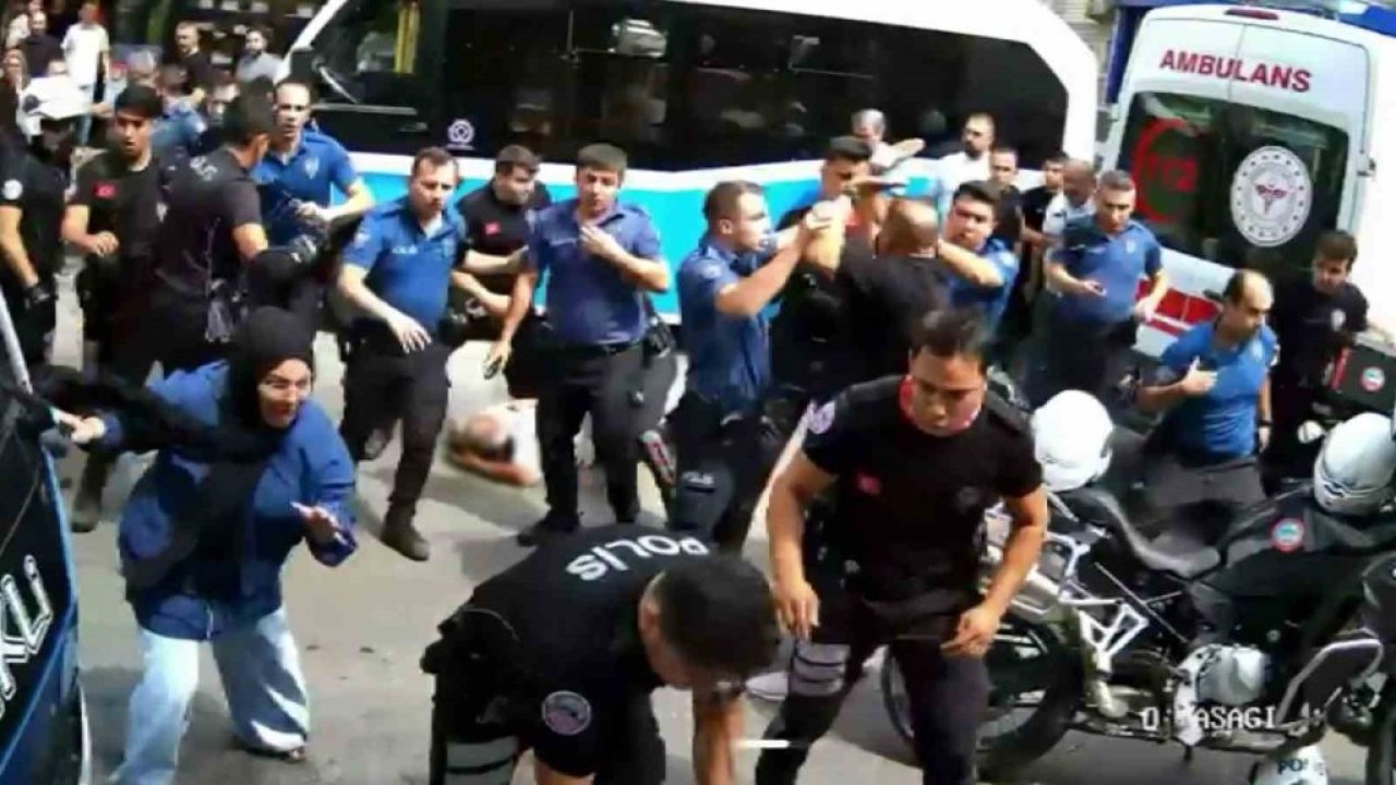 Akrabalar arasında bıçaklı kavga: Çok sayıda yaralı var