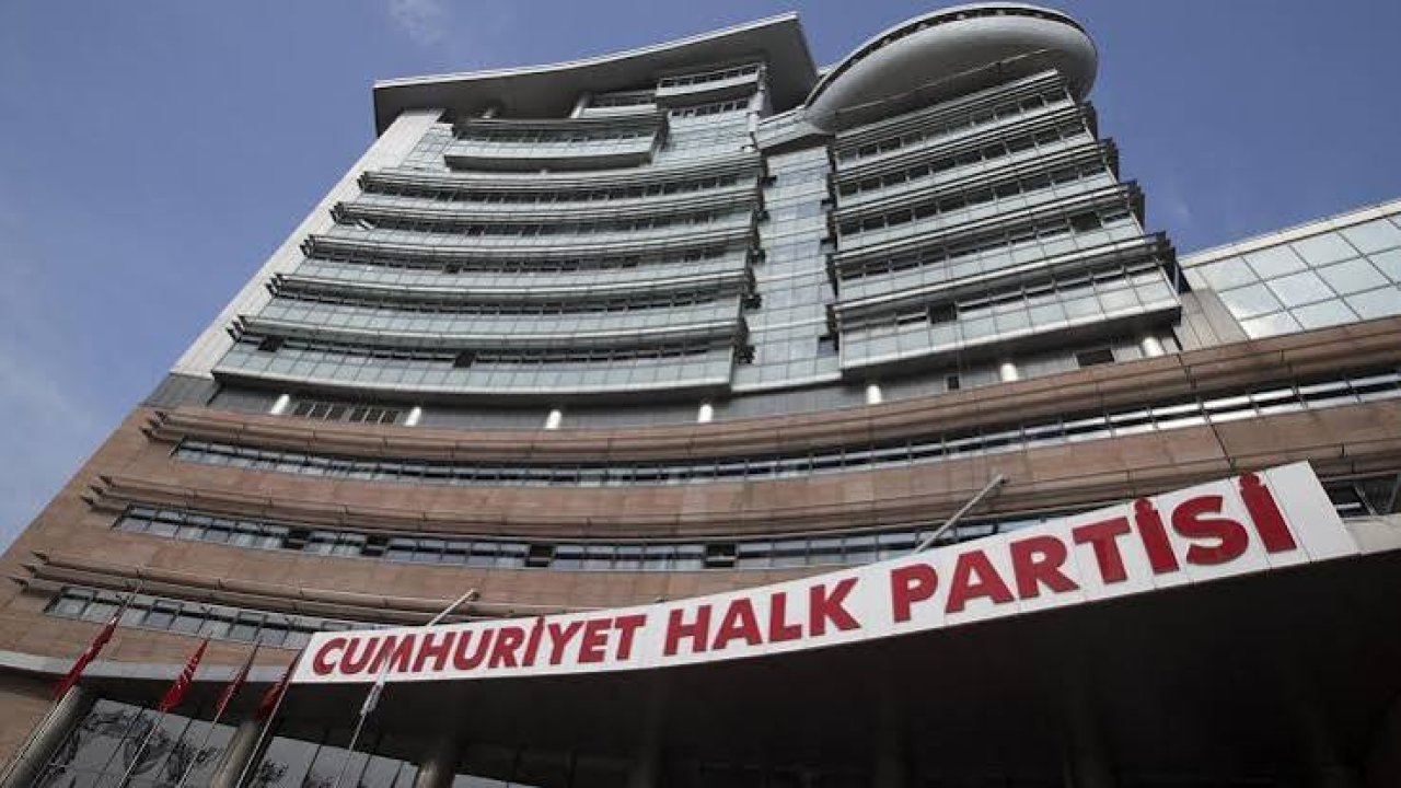 CHP’de büyükşehir şoku! Bir istifa daha geldi