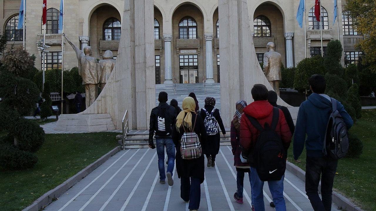 YKS’de dikkat çeken sonuç! 48 bin 895 kişi yeniden üniversiteli oldu