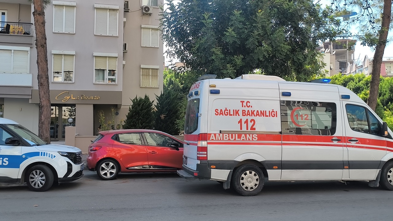 Korkunç olay! Yaşlı anne ve kızı ölü bulundu