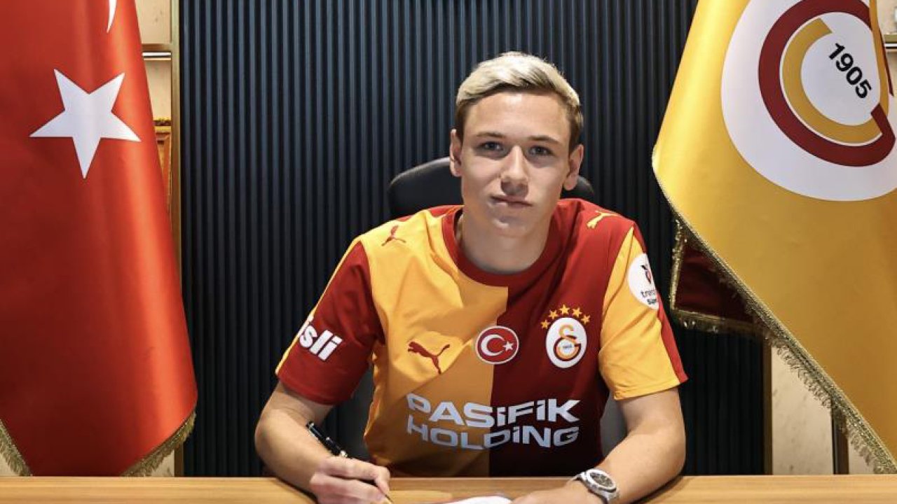 Galatasaray için Aleksey Batrakov  bir ilk