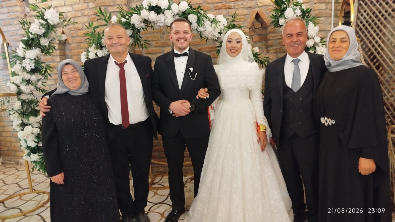 Şimşek ve Oğur ailelerinin mutlu günü