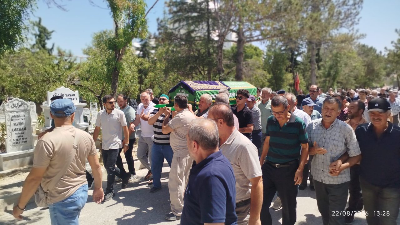 Bekir Uyanık son yolculuğuna uğurlandı