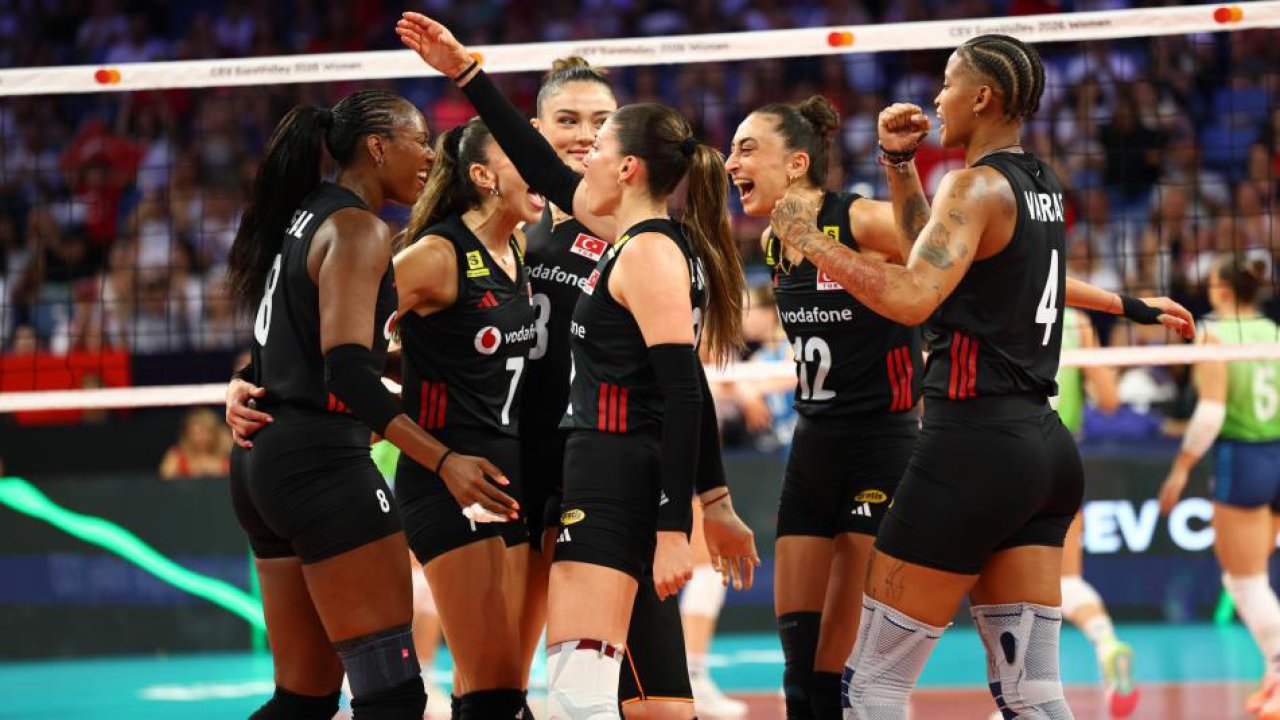 A Milli Kadın Voleybol Takımı, namı diğer Filenin Sultanları coştu