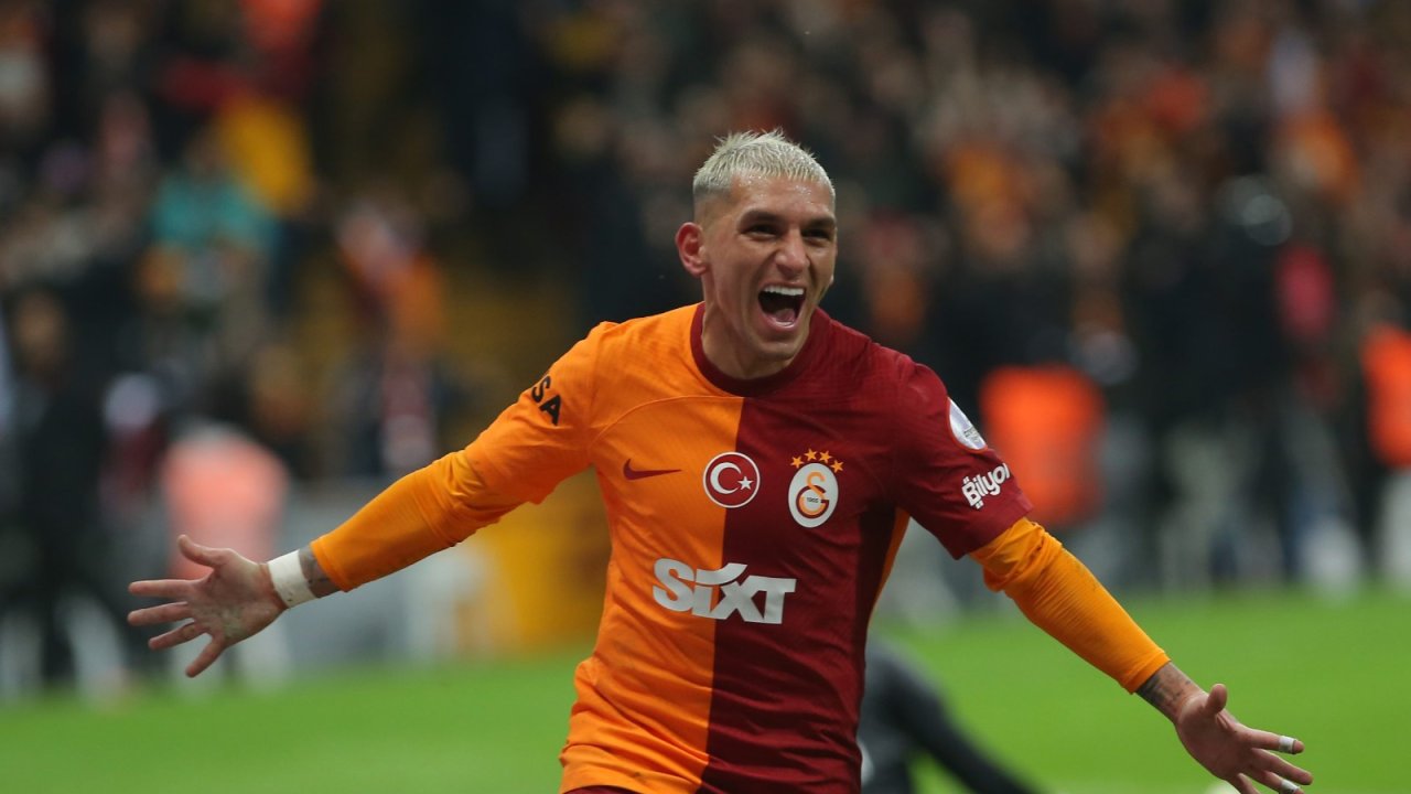 Galatasaray'da Lucas Torreira gidecek mi?