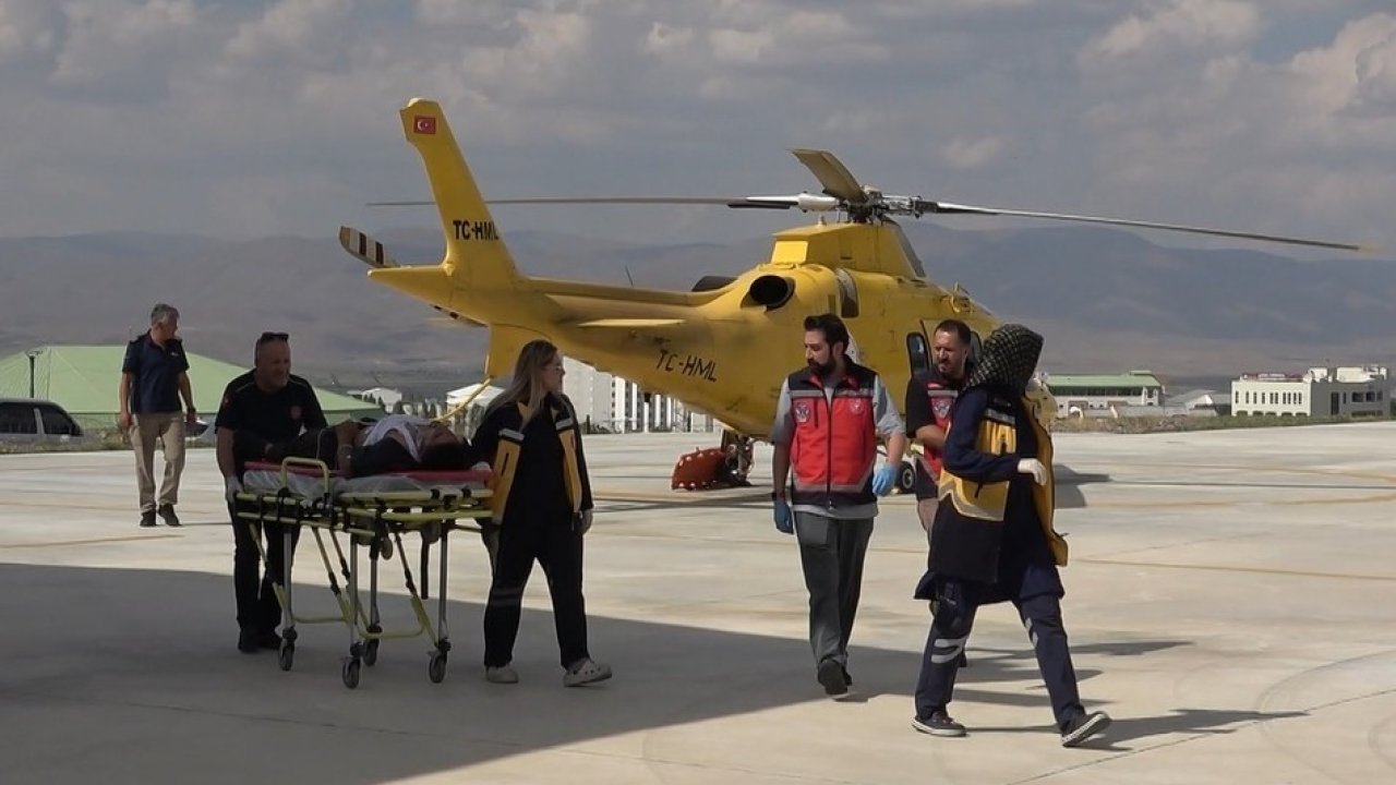 Erzurum’da korkutan anlar! 19 yaşındaki genç traktörün altında kaldı