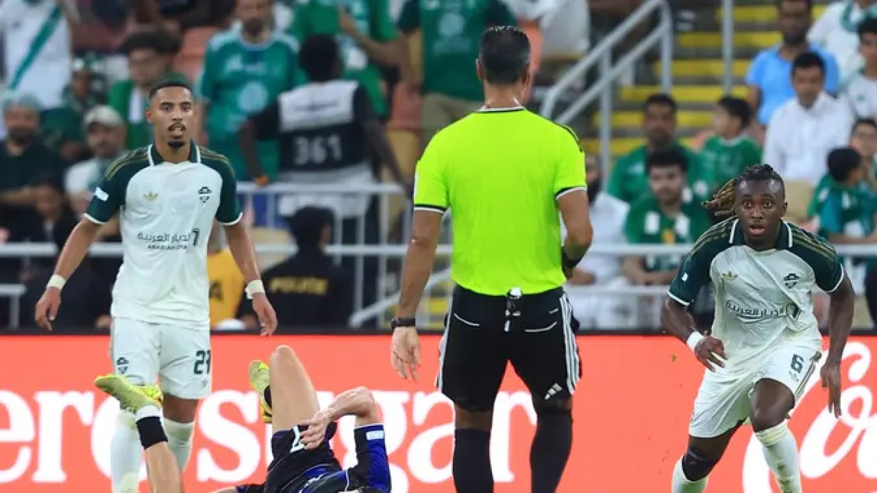 Al Ahli ikinci turda