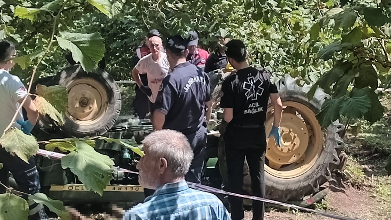 Eşinin yanına giderken traktör altında kalarak hayatını kaybetti!