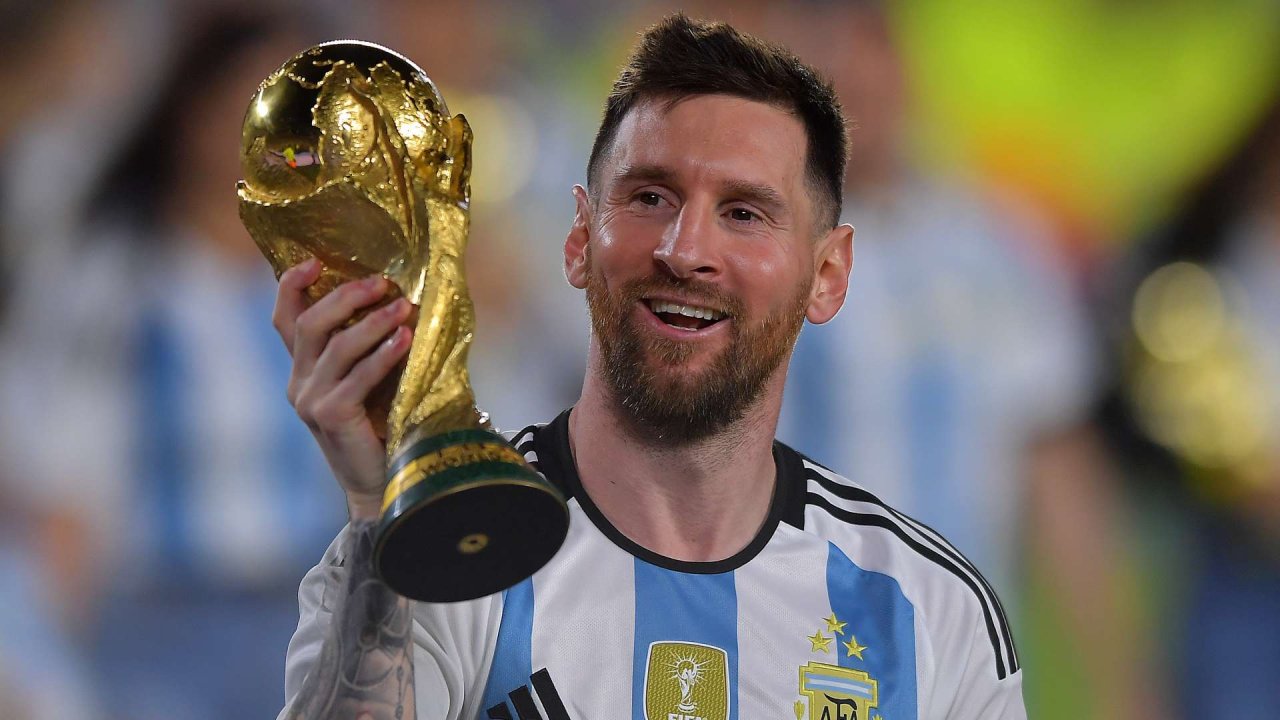 Lionel Messi’den şok karar!
