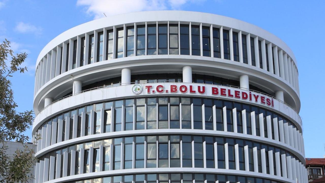 Bolu Belediyesinde "araç kiralamada usulsüzlüğe" 22 zanlı hakkında gözaltı kararı