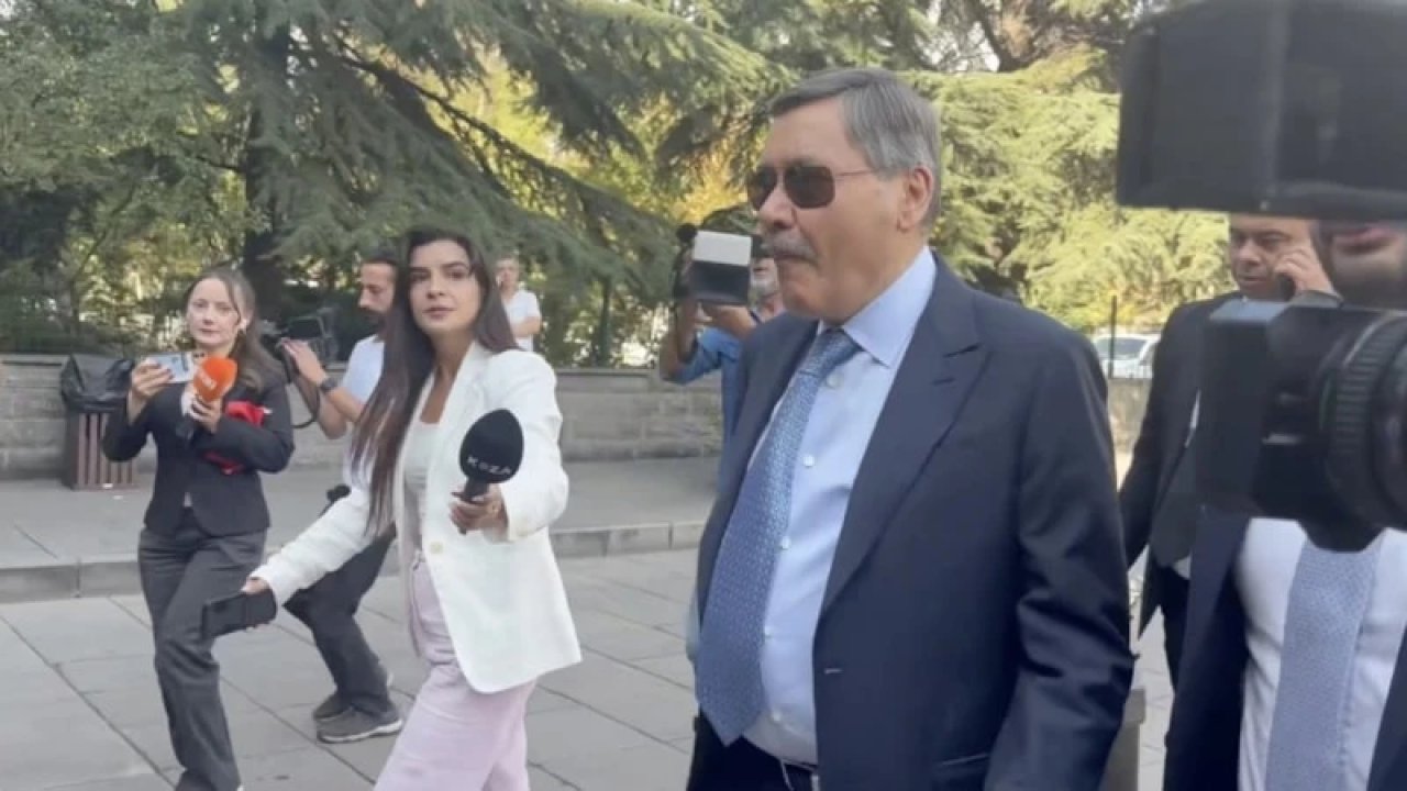 Melih Gökçek adliyeye böyle geldi, görüntüler gündem oldu!